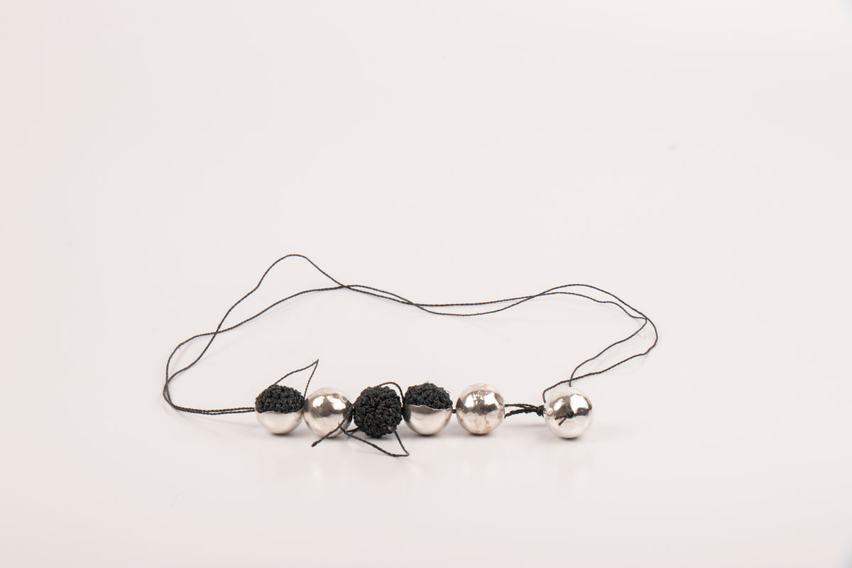 Collar perlas de cumare
